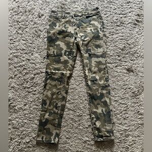 Camouflage Skinny jeans size 9